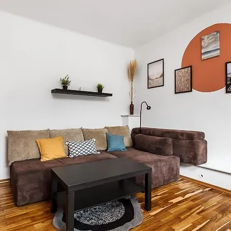 Apartament Hugo Apartment